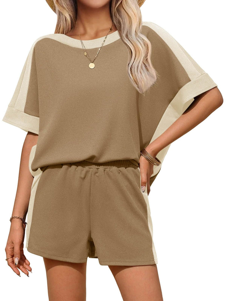 Womens 2 Piece Summer Outfits Oversized Short Sleeve Tops and Shorts Matching Sets